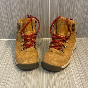 Danner Womens Hiking Shoes